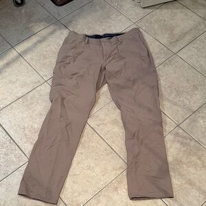 Vineyard Vines Men's Khaki Chinos